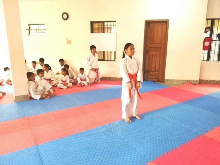 মেয়েদের আত্মরক্ষা কর্মশালা